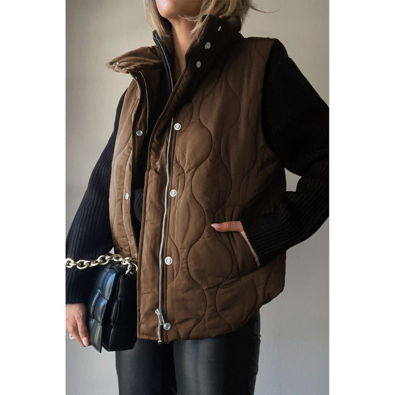 The Replay Quilted Collared Neck Vest with Pockets in Several Colors