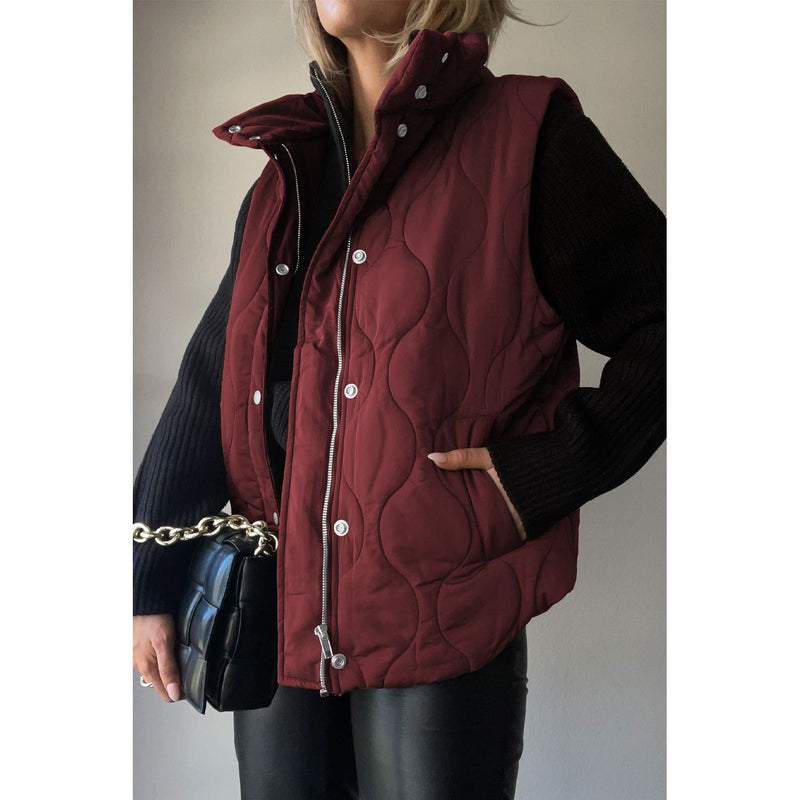 The Replay Quilted Collared Neck Vest with Pockets in Several Colors