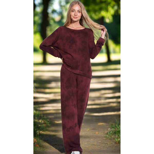 The Tie-Dye Loungewear in Soft Merlot