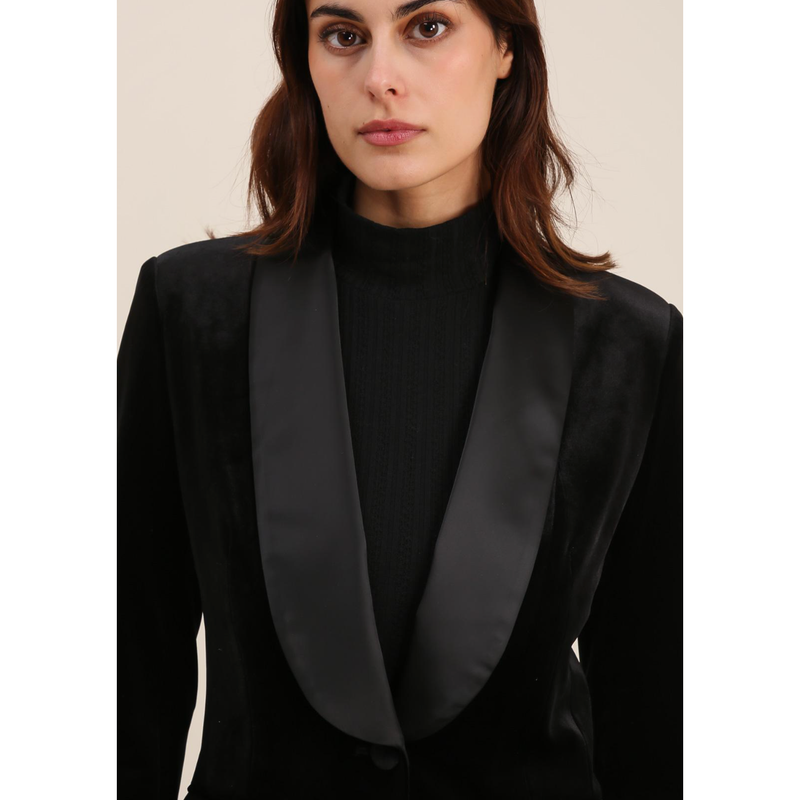 The Aston Black Velvet One Button Tuxedo Blazer