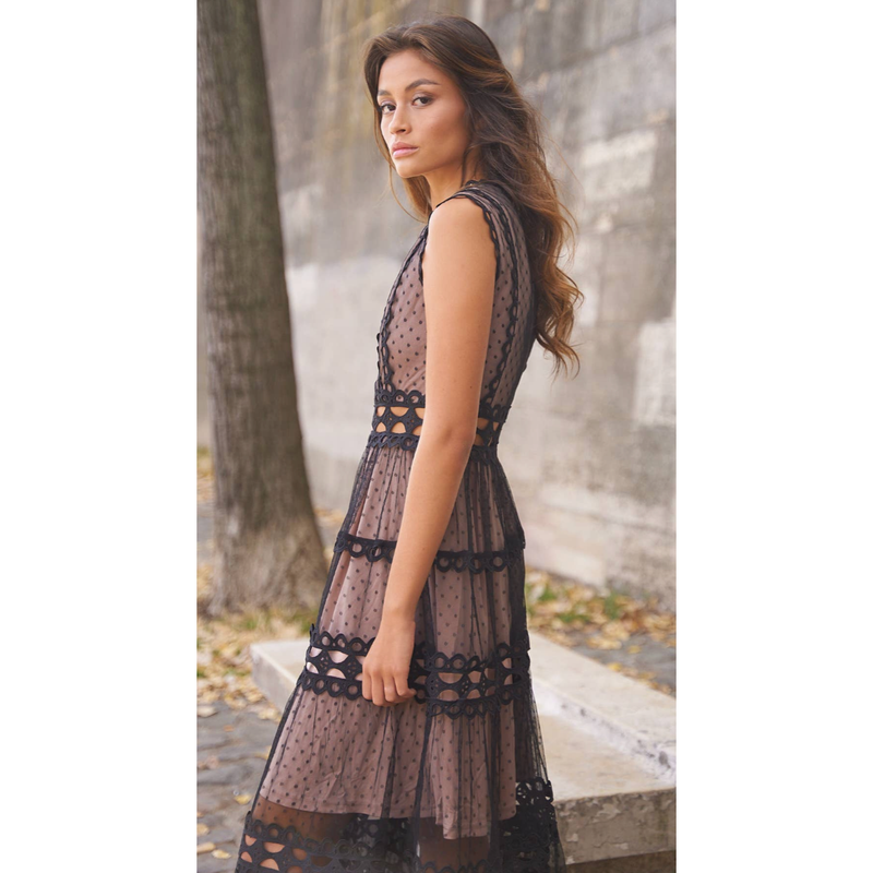 The Ellie Black/Nude Lace Maxi Dress