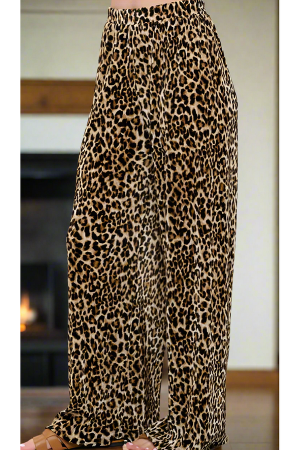 The Evvie Leopard Print Plisse Pants